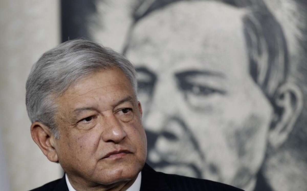 AMLO y Benito Juarez