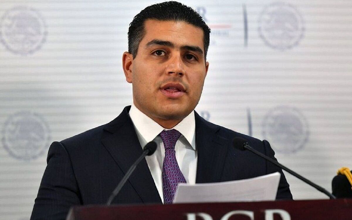 Los demonios de Ayotzinapa sobre Harfuch