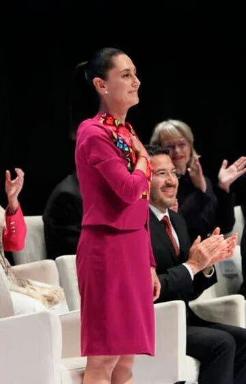 CLAUDIA ELECTA