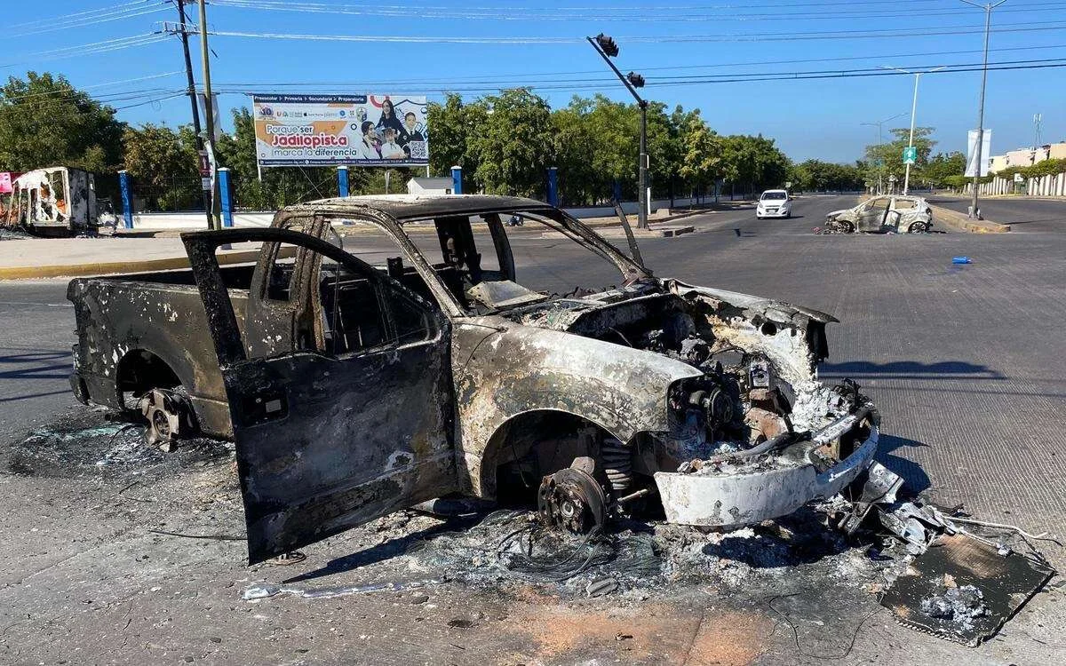 Narcobloqueos en Culiacán dejan daños materiales y víctimas