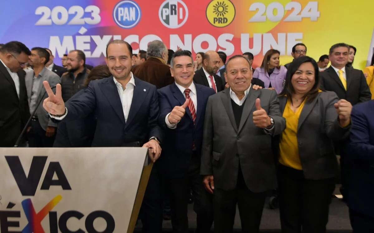 Líderes de la alianza Va por México se