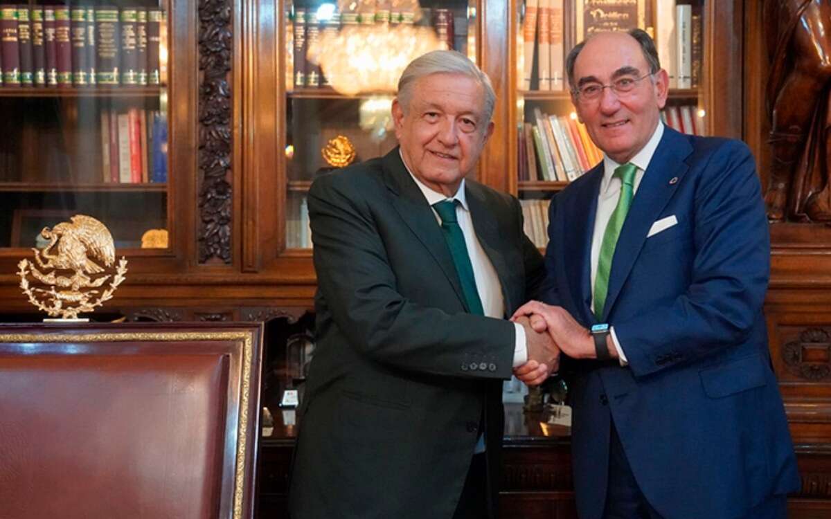 AMLO y Galán llegan acuerdo por venta Iberdrola