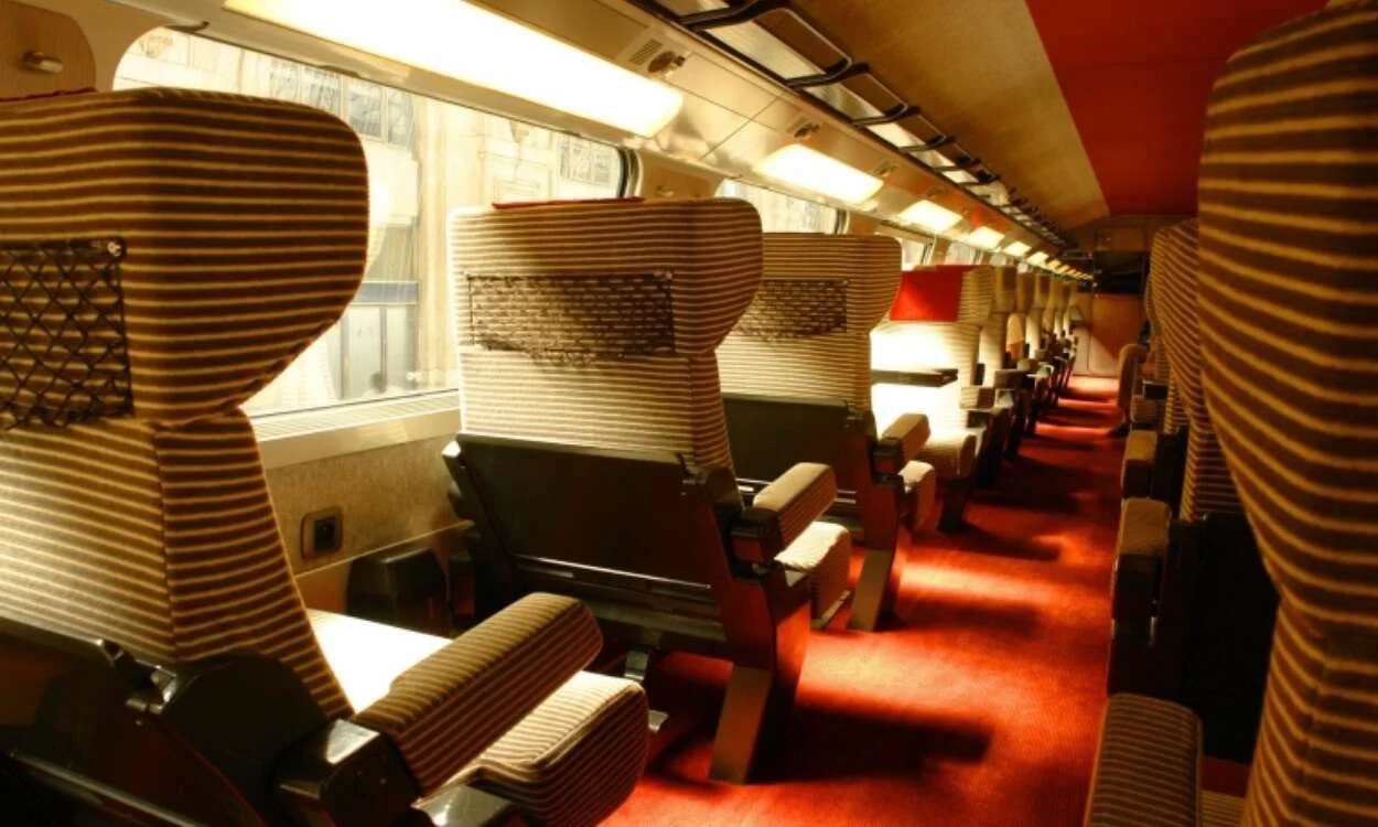 TGV francia nterior 2