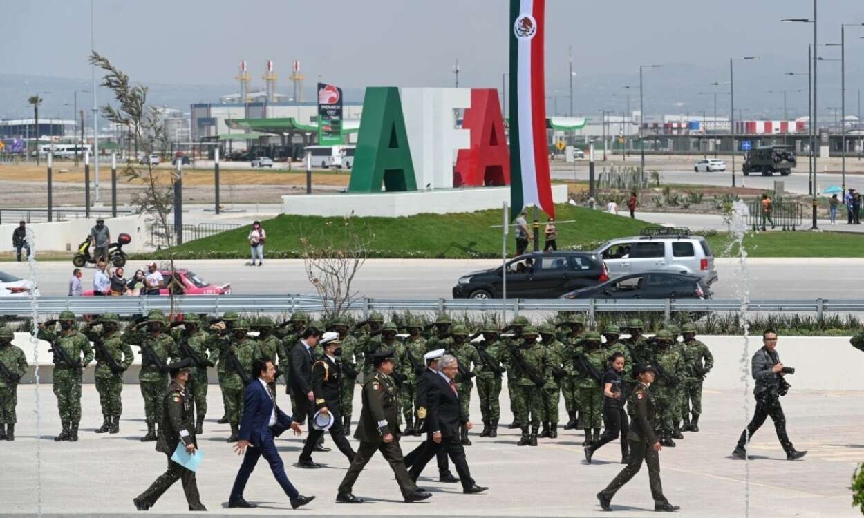 Militares dominan el AIFA 2