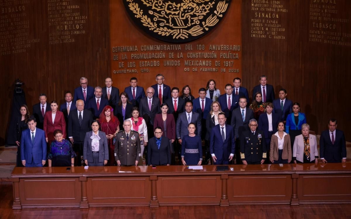 Nada digno que conmemorar en el 108 aniversario de la Constitución