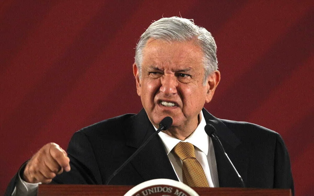 AMLO y #MorenaElectoralmenteDesesperado.