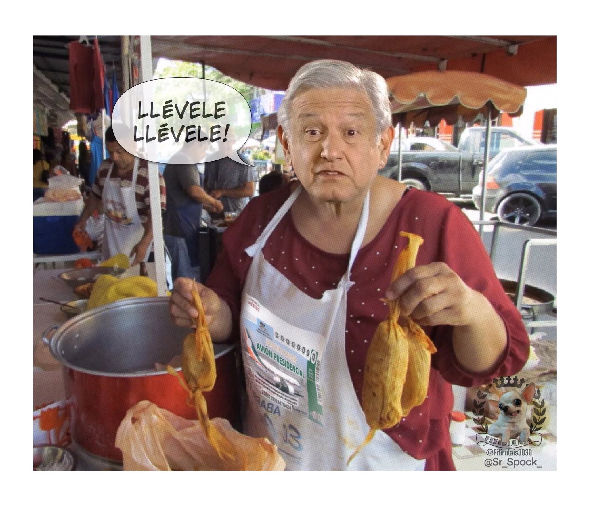 Lopez dando tamales