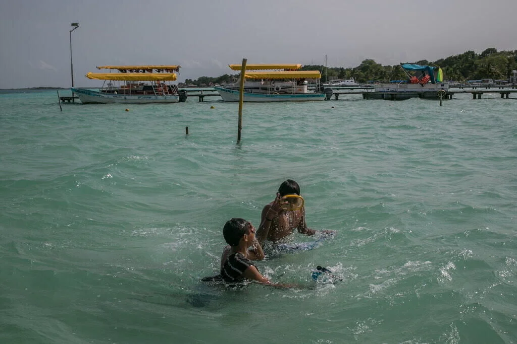 Articulo 2 Bacalar sin regulacion de turismo NY Times