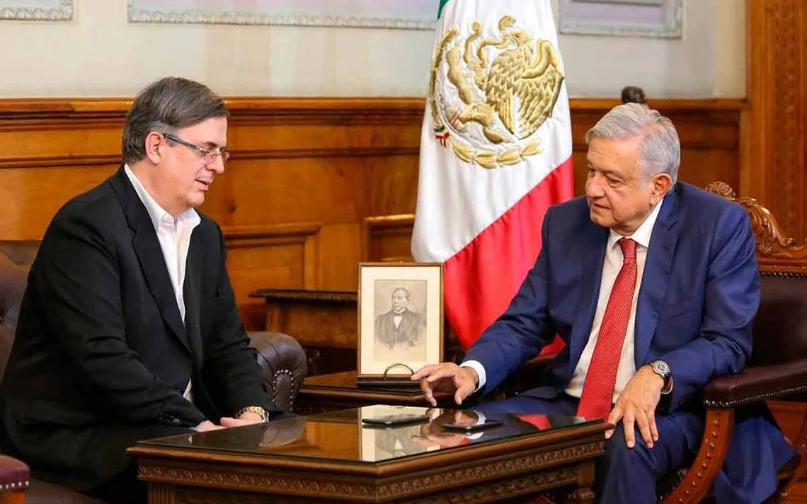Marcelo Ebrard con AMLO