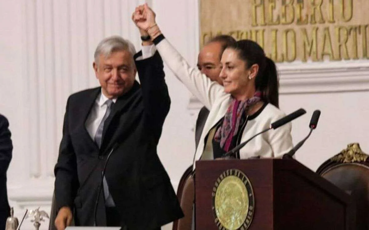 AMLO adelanta la carrera presidencial.