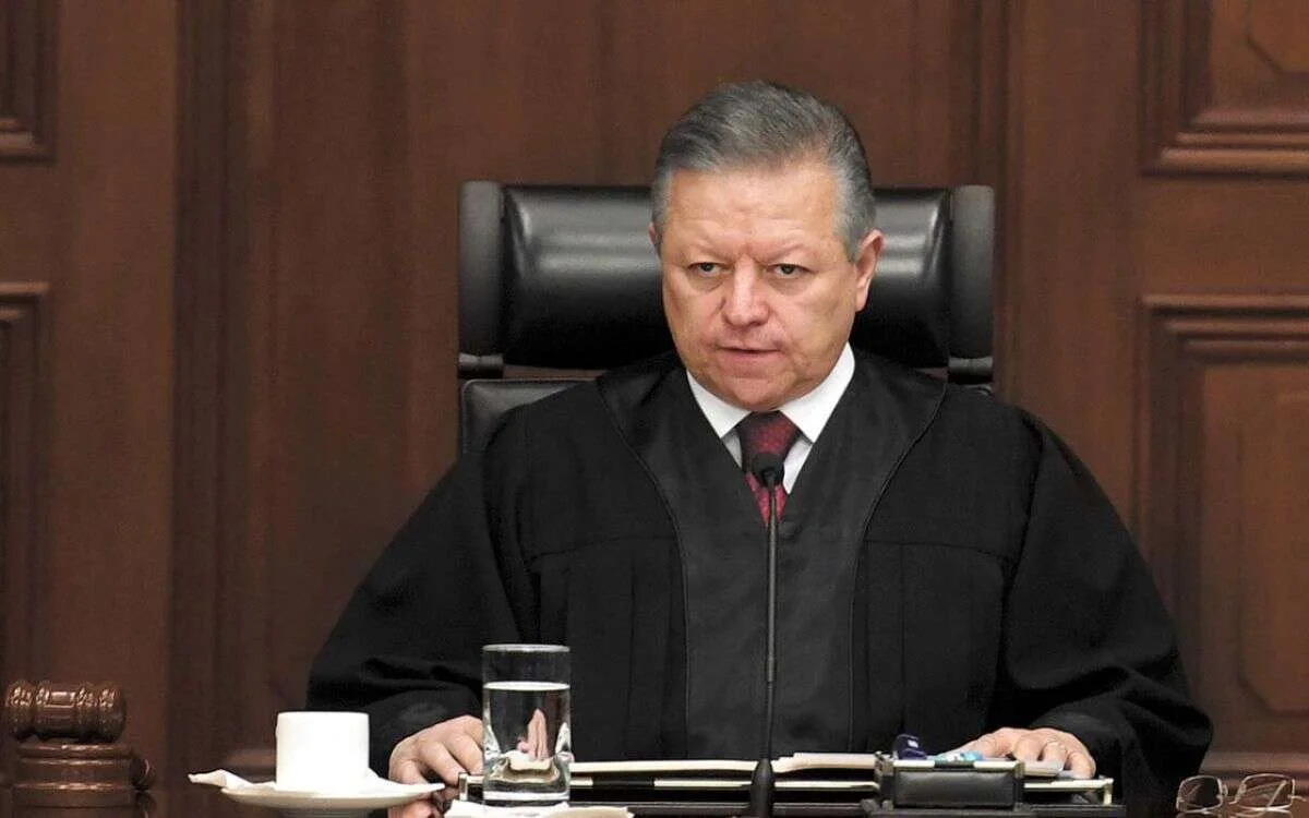El ministro y su enfoque.
