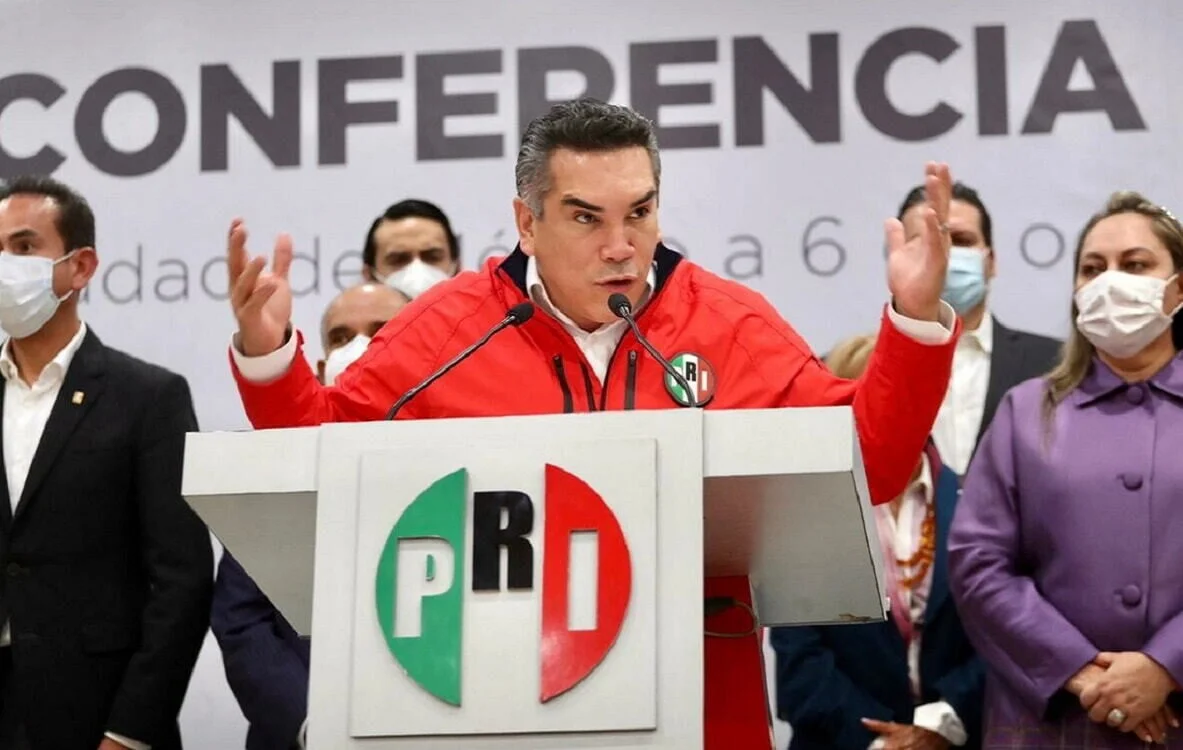 Un PRI legislativo disminuído y dividido.